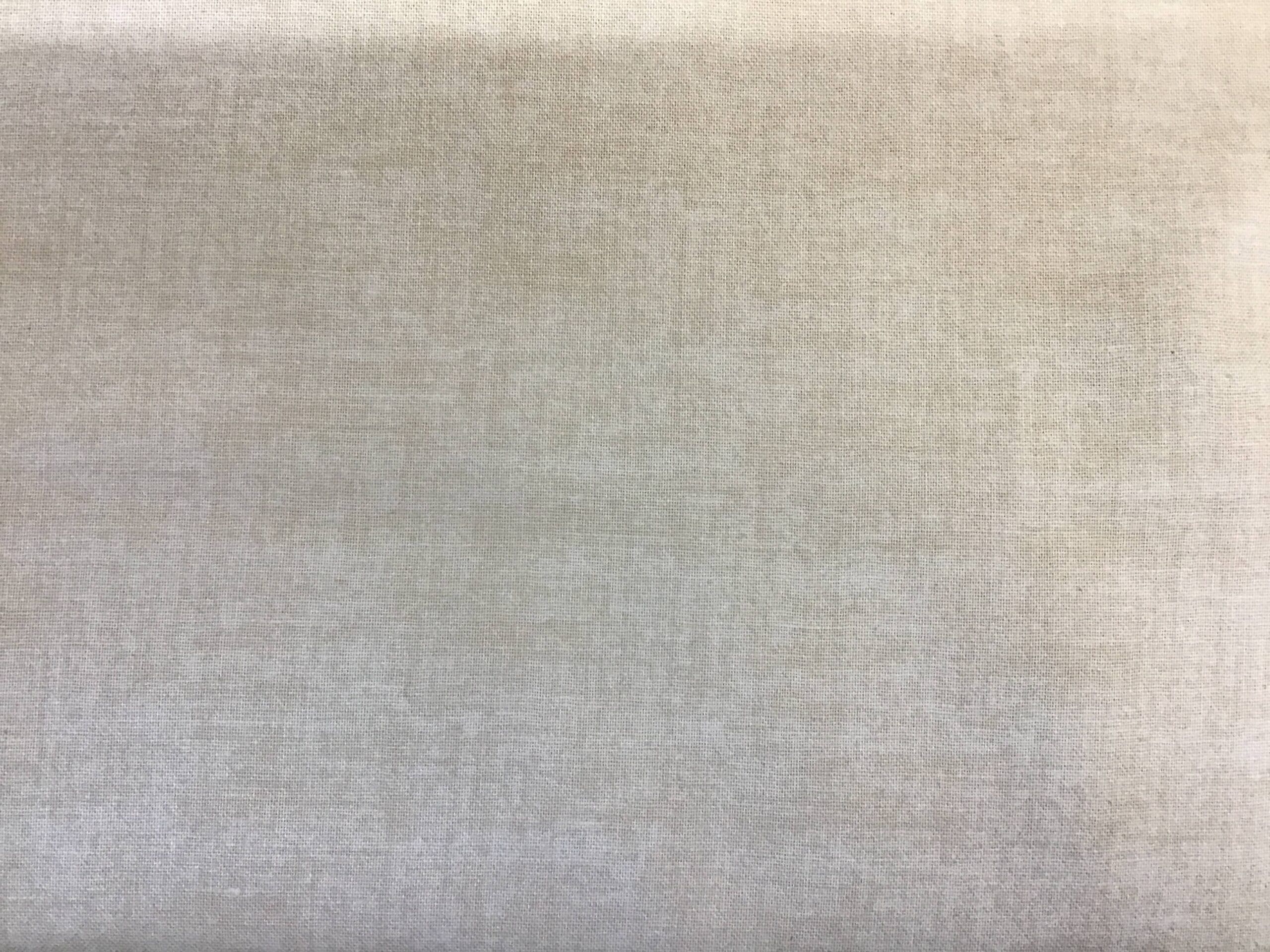 Linen Texture 1473Q1 Cream Makower Plain Blender fabric Quilters Den