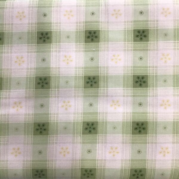 Simply Chic 3818 green fabric